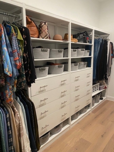 Customer photo of a Lundia closet in our Painted White finish