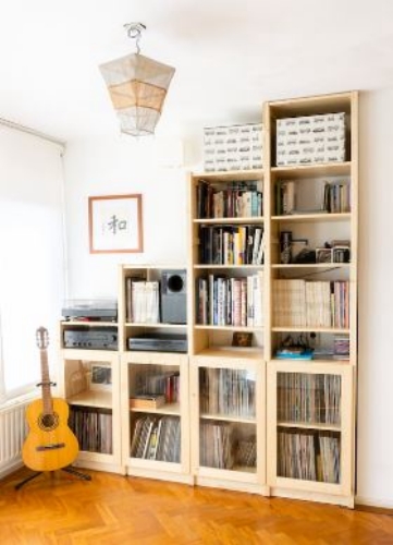 Tiered solid wood Lundia shelving system